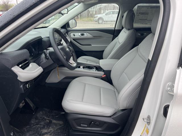 new 2025 Ford Explorer car, priced at $46,260