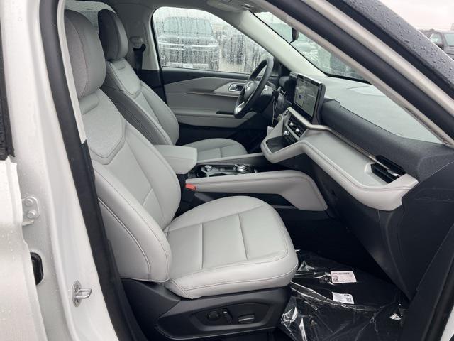 new 2025 Ford Explorer car, priced at $46,260