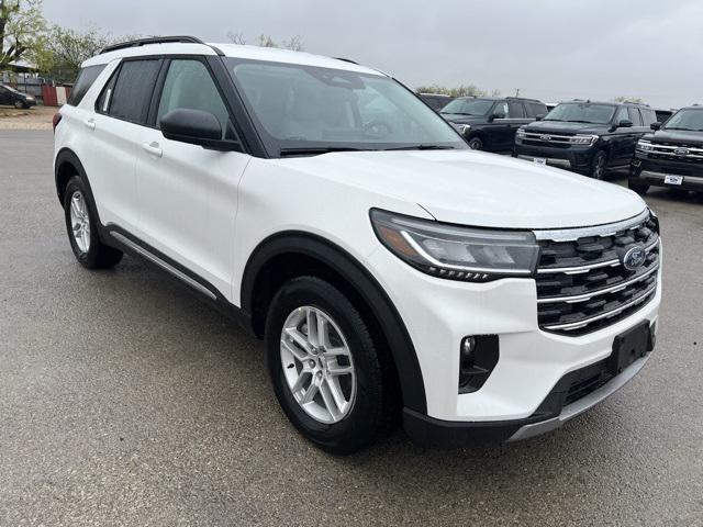 new 2025 Ford Explorer car, priced at $46,260