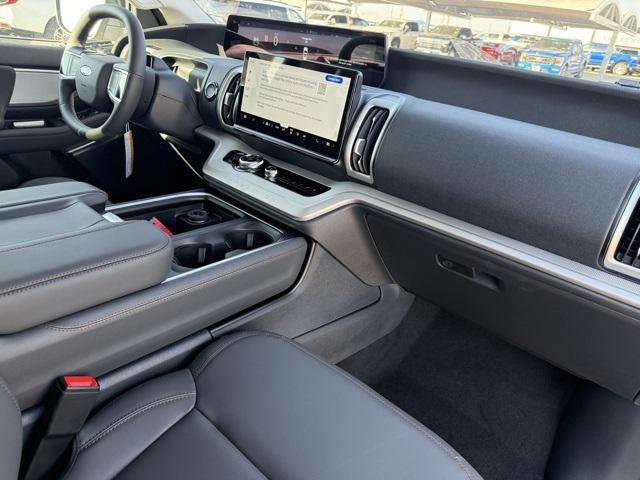 new 2025 Ford Expedition Max car, priced at $71,412