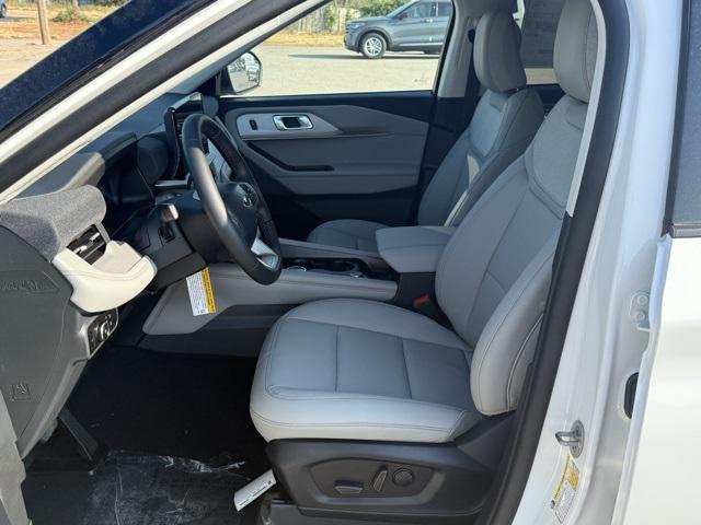 new 2025 Ford Explorer car, priced at $43,724