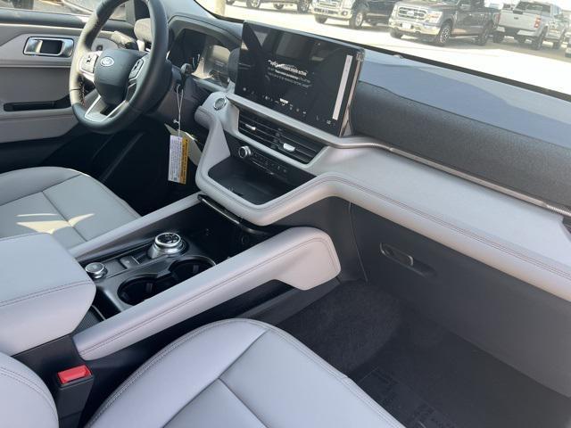 new 2025 Ford Explorer car, priced at $43,724