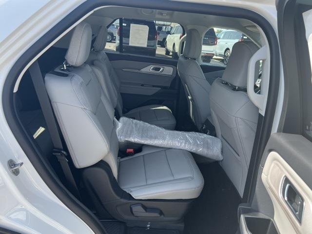 new 2025 Ford Explorer car, priced at $43,724