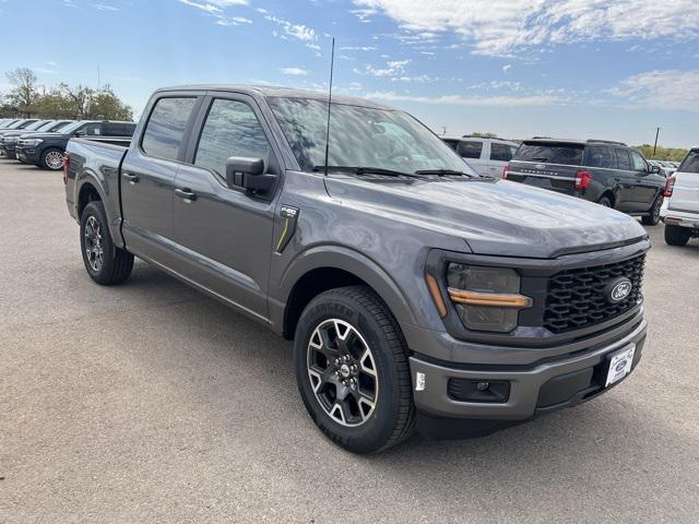 new 2024 Ford F-150 car, priced at $40,472