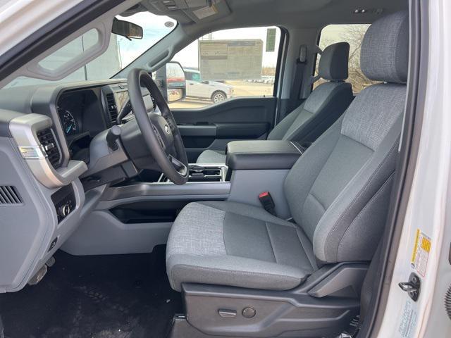 new 2025 Ford F-350 car, priced at $74,300