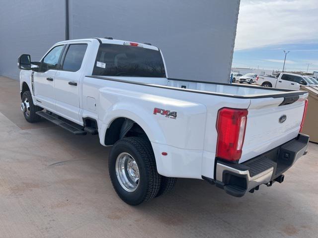 new 2025 Ford F-350 car, priced at $74,300