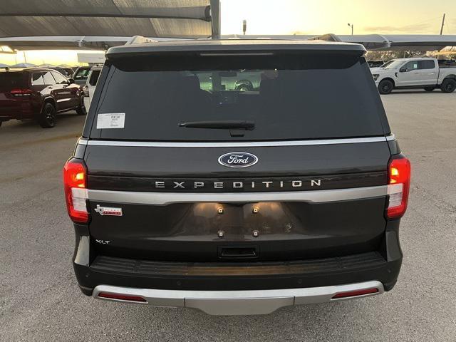 new 2024 Ford Expedition car, priced at $59,056