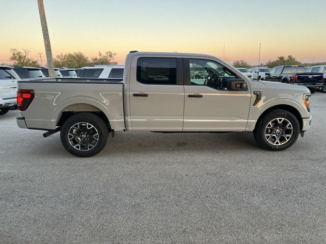 new 2024 Ford F-150 car, priced at $43,691