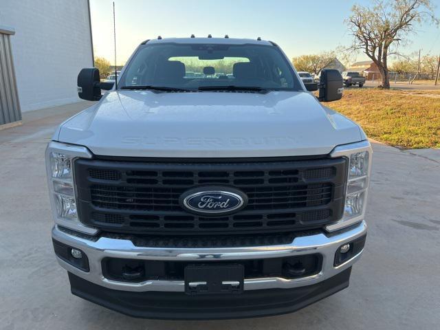 new 2024 Ford F-350 car, priced at $65,800