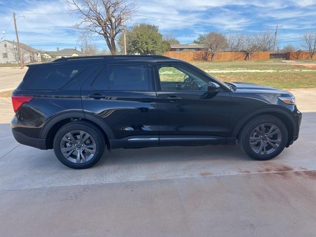 new 2024 Ford Explorer car, priced at $43,969