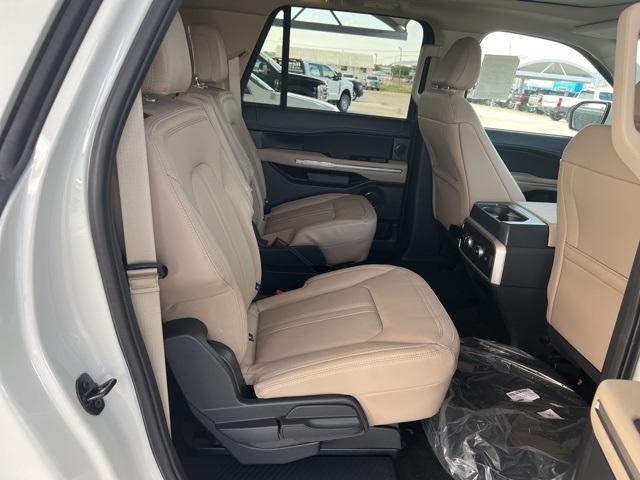 new 2024 Ford Expedition car, priced at $71,606