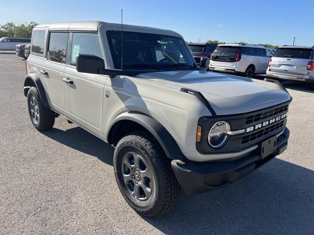 new 2025 Ford Bronco car, priced at $44,670