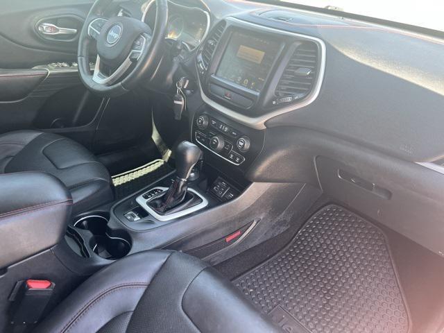 used 2016 Jeep Cherokee car, priced at $14,900