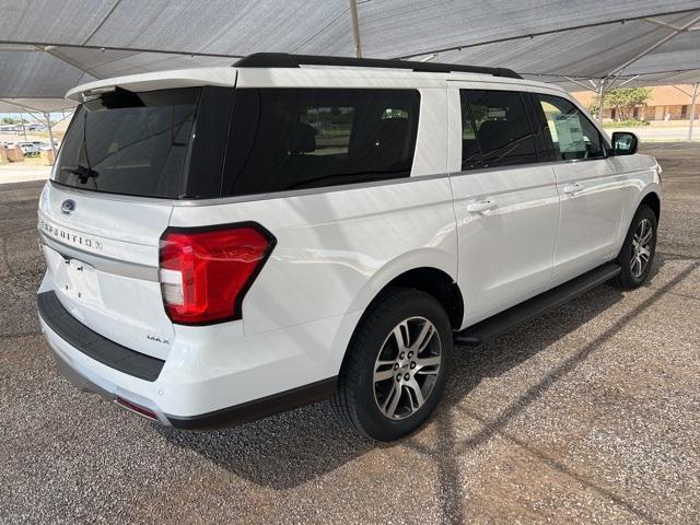 new 2024 Ford Expedition car, priced at $68,102