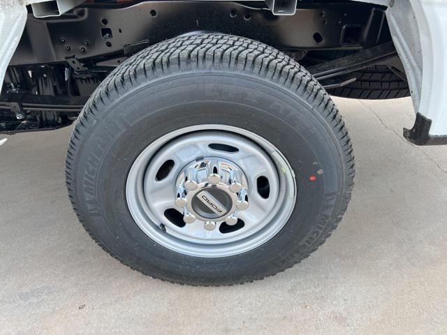 new 2025 Ford F-250 car, priced at $67,005