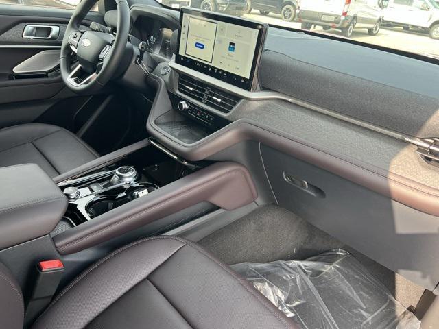 new 2025 Ford Explorer car, priced at $54,845