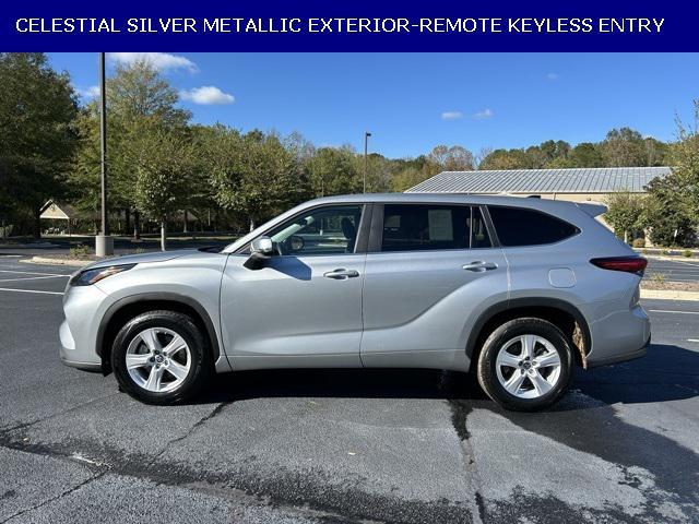 used 2023 Toyota Highlander car, priced at $34,690