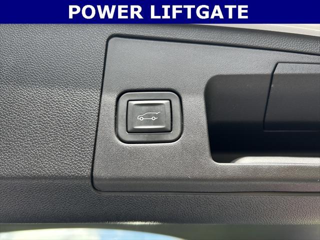 used 2019 Cadillac XT4 car, priced at $21,222