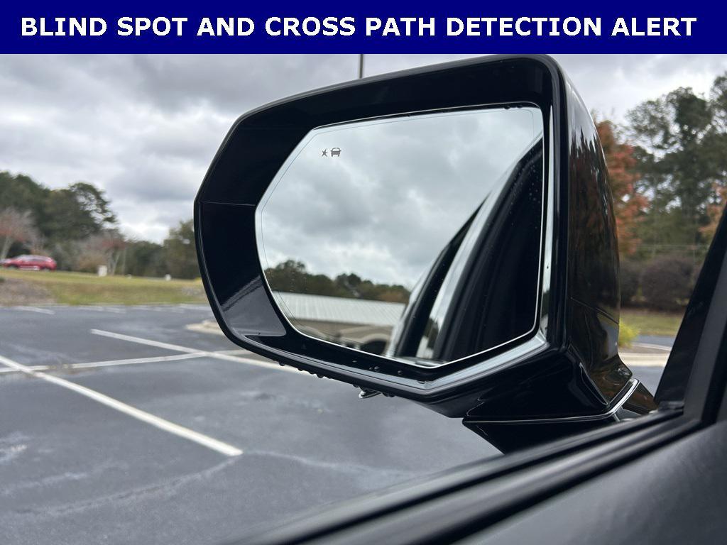 used 2022 GMC Yukon XL car, priced at $48,777