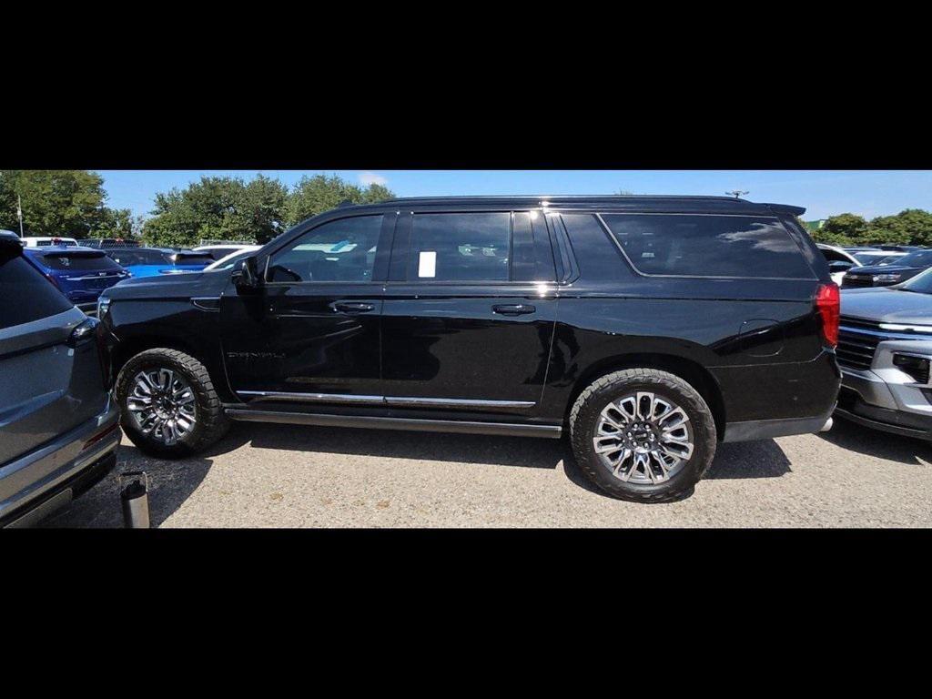 used 2023 GMC Yukon XL car, priced at $69,999