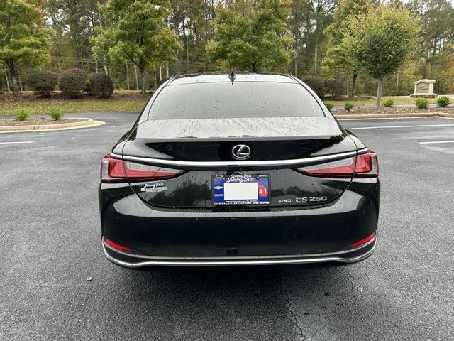 used 2024 Lexus ES 250 car, priced at $35,929