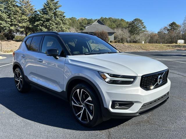 used 2021 Volvo XC40 car, priced at $26,992