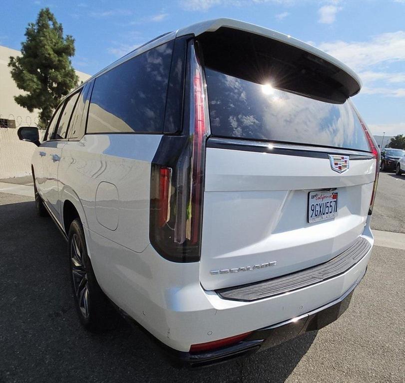 used 2023 Cadillac Escalade ESV car, priced at $68,996