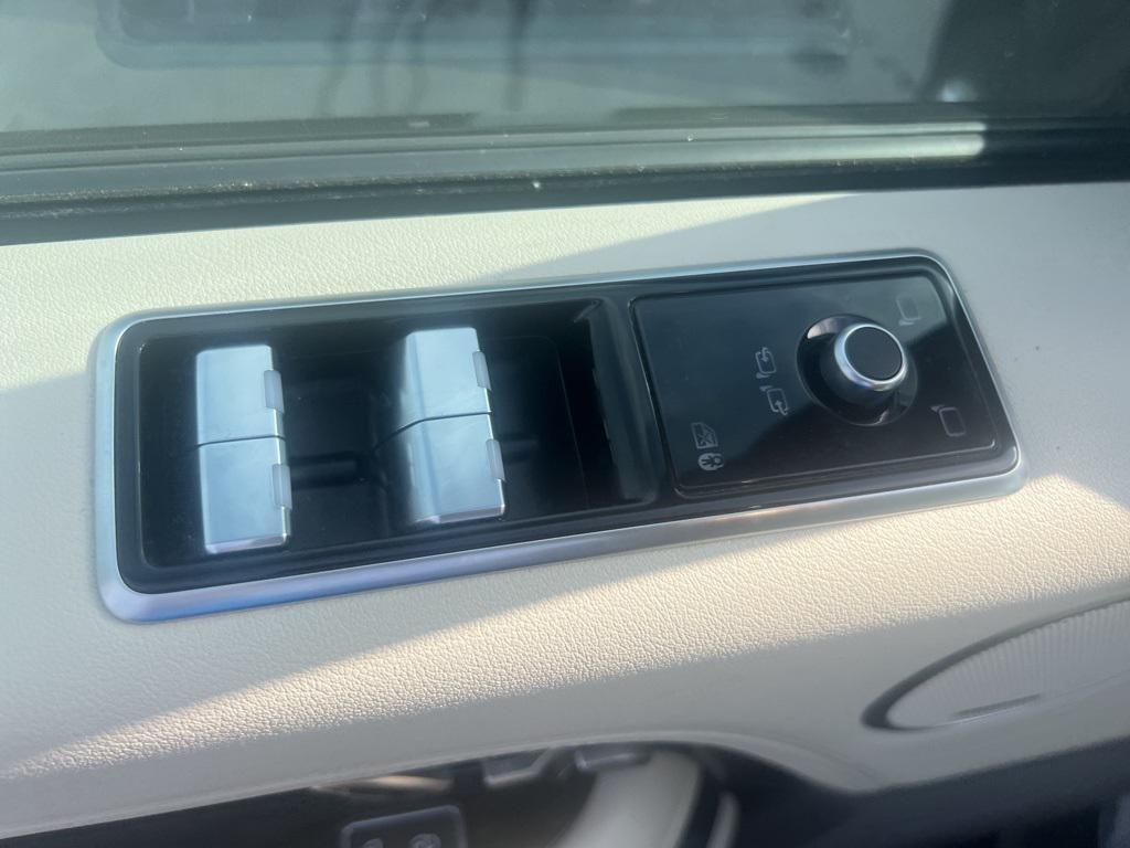 used 2020 Land Rover Range Rover car, priced at $50,000