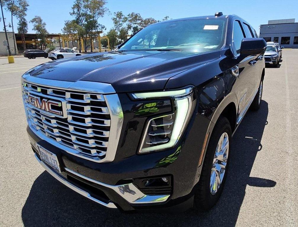used 2025 GMC Yukon car, priced at $78,270