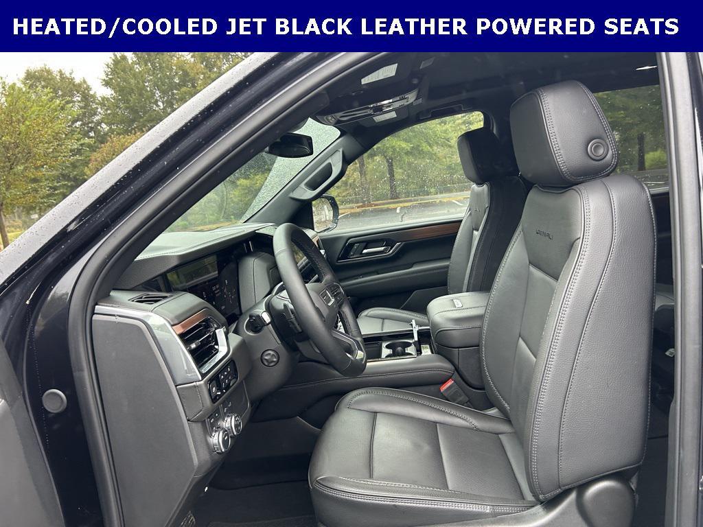 used 2025 GMC Yukon car, priced at $76,499