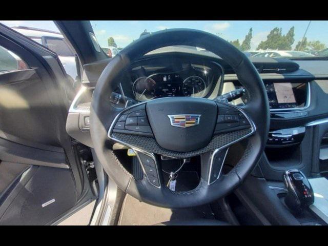 used 2024 Cadillac XT5 car, priced at $40,986