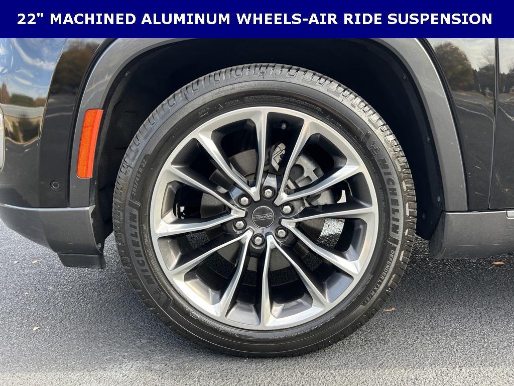 used 2022 Jeep Wagoneer car, priced at $34,599