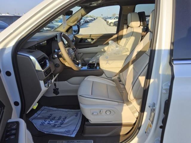 used 2025 GMC Yukon car, priced at $81,834