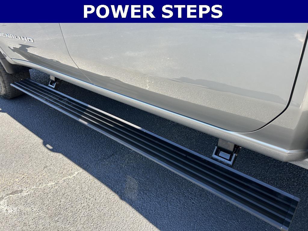 new 2026 GMC Sierra 2500 car, priced at $84,027