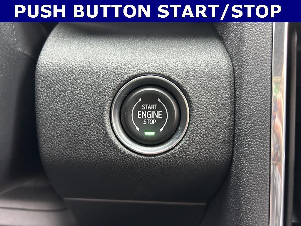 new 2026 GMC Acadia car, priced at $46,225