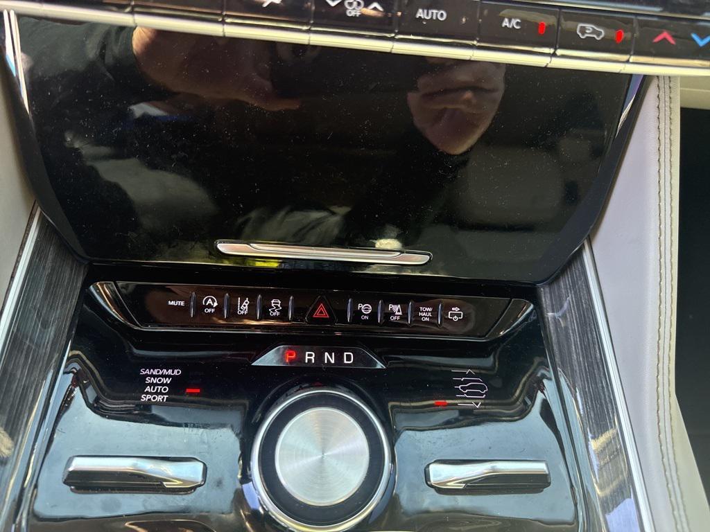 used 2022 Jeep Wagoneer car, priced at $38,399