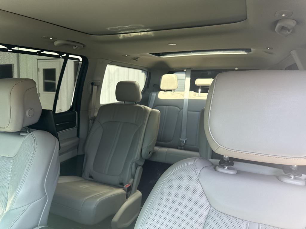 used 2022 Jeep Wagoneer car, priced at $38,399