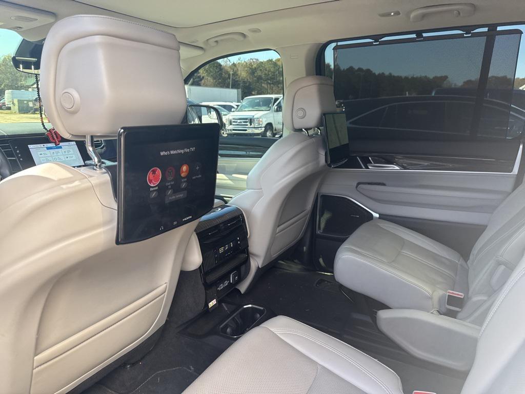 used 2022 Jeep Wagoneer car, priced at $38,399