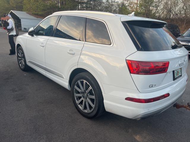 used 2019 Audi Q7 car, priced at $22,777