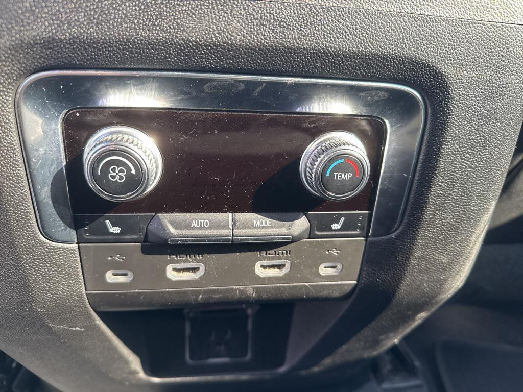 used 2021 GMC Yukon XL car, priced at $47,693