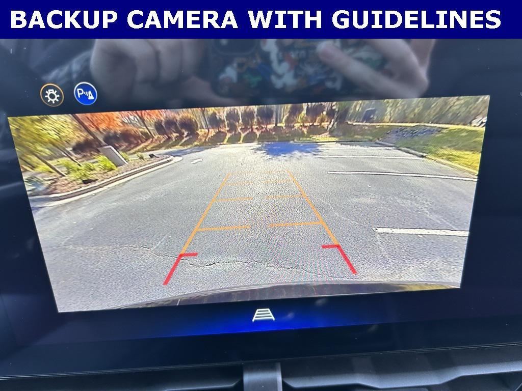 new 2026 Chevrolet Equinox car, priced at $31,395