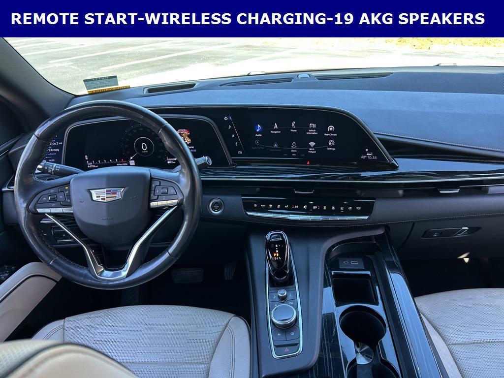 used 2022 Cadillac Escalade ESV car, priced at $59,499