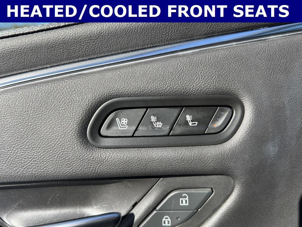 used 2022 Cadillac Escalade ESV car, priced at $59,499