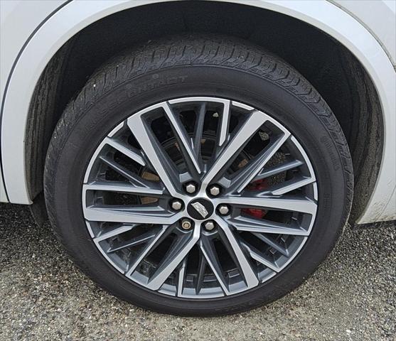 used 2024 Cadillac XT6 car, priced at $50,000