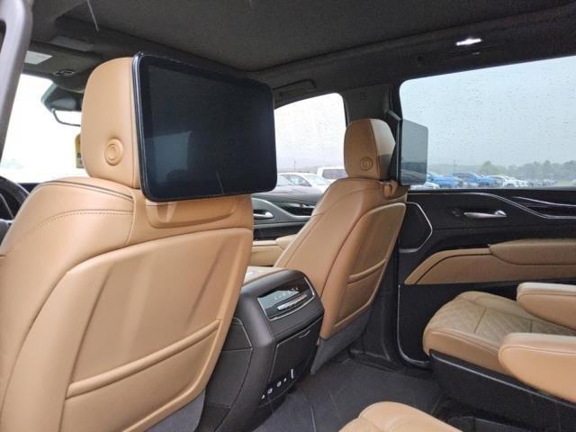 used 2023 Cadillac Escalade ESV car, priced at $75,555