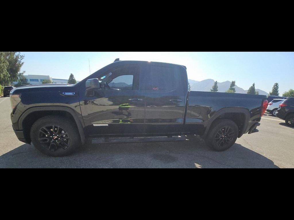 used 2024 GMC Sierra 1500 car, priced at $36,217