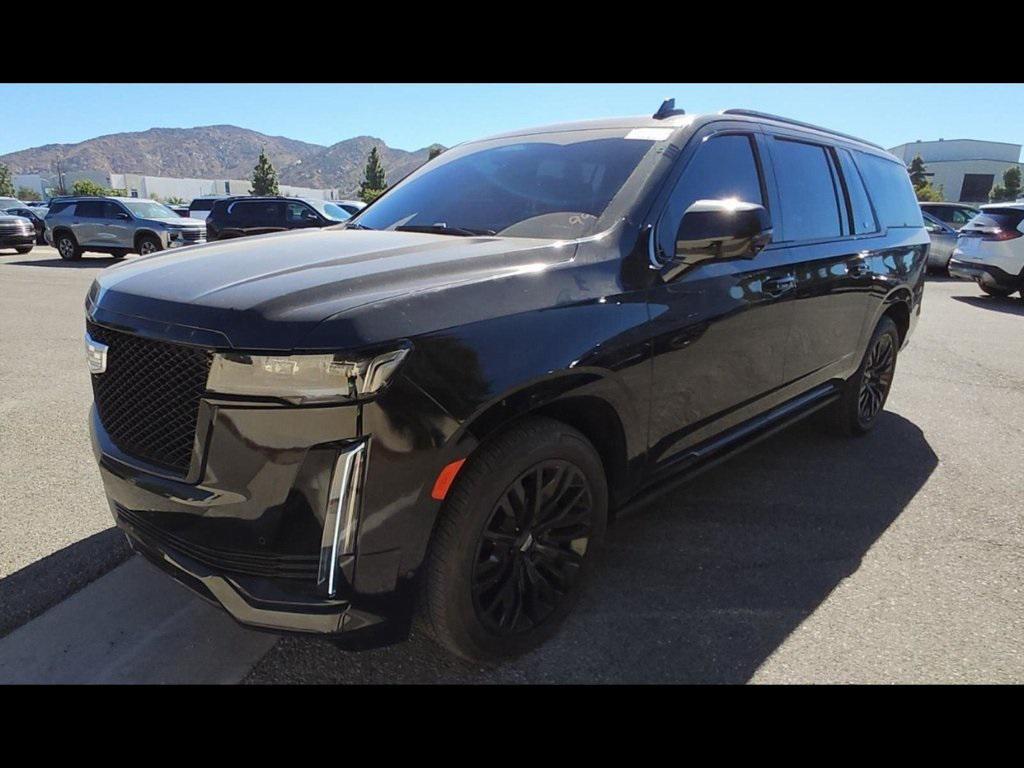 used 2022 Cadillac Escalade ESV car, priced at $59,599