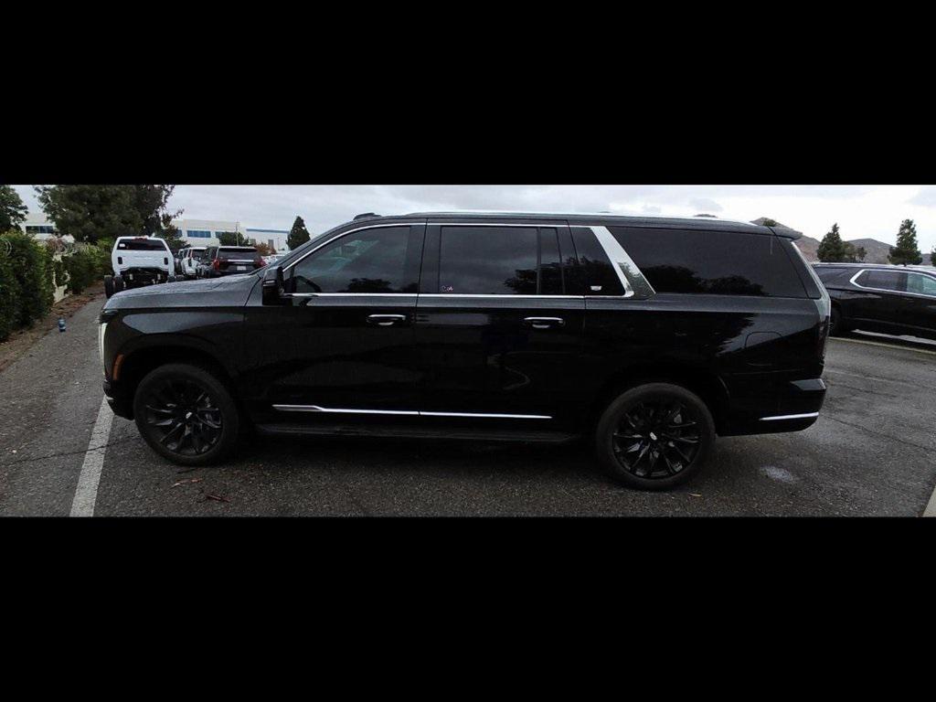 used 2025 Cadillac Escalade ESV car, priced at $92,777