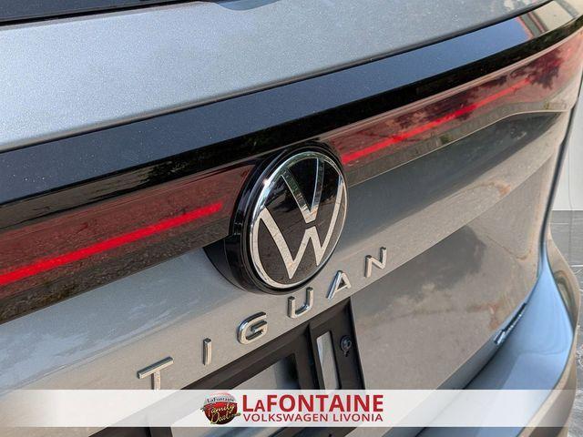 new 2025 Volkswagen Tiguan car, priced at $35,621