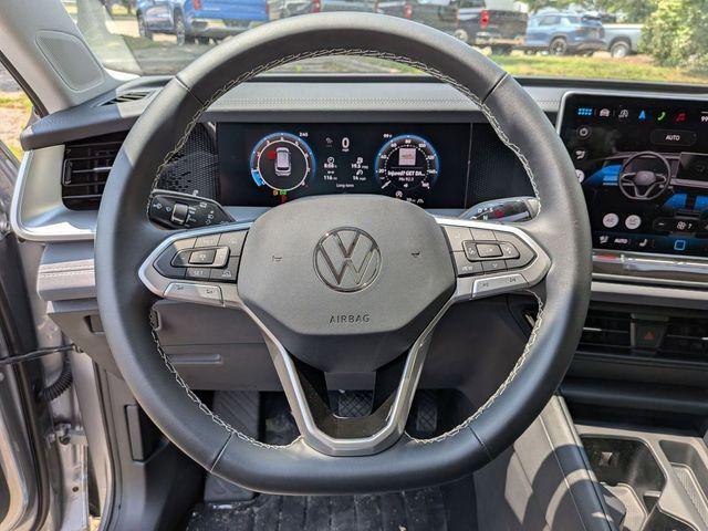 new 2025 Volkswagen Tiguan car, priced at $35,621